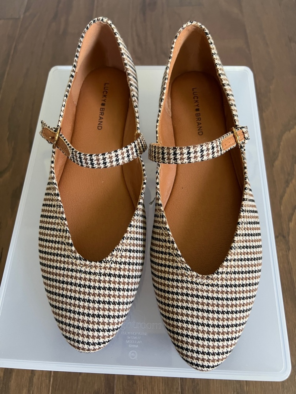 Lucky Brand Calba Mary Jane Flats - Picture 4 of 13